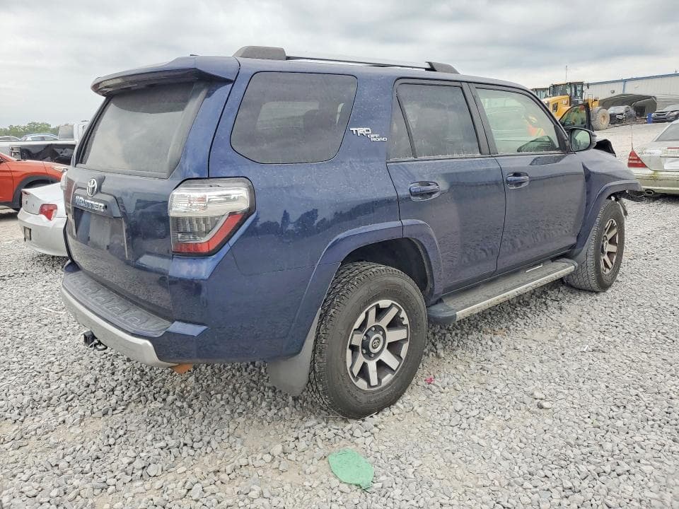 2018 TOYOTA 4RUNNER TRD OFF-ROAD 3