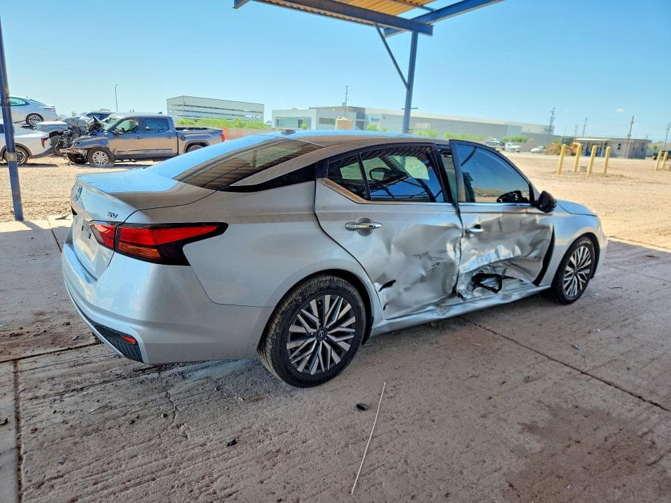 2023 NISSAN ALTIMA SV 3