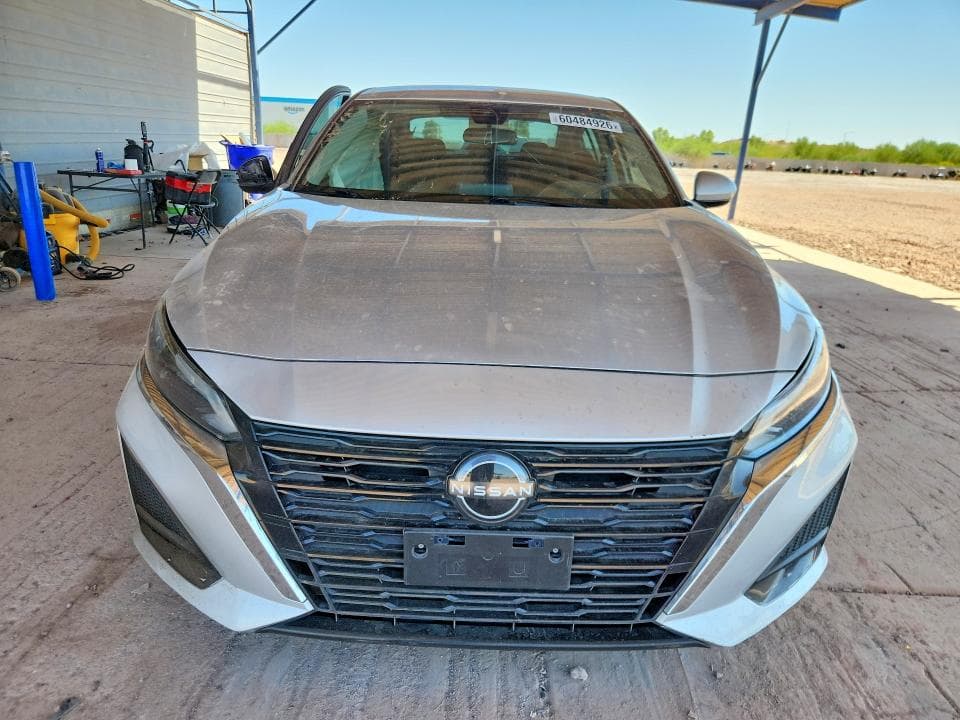 2023 NISSAN ALTIMA SV 5