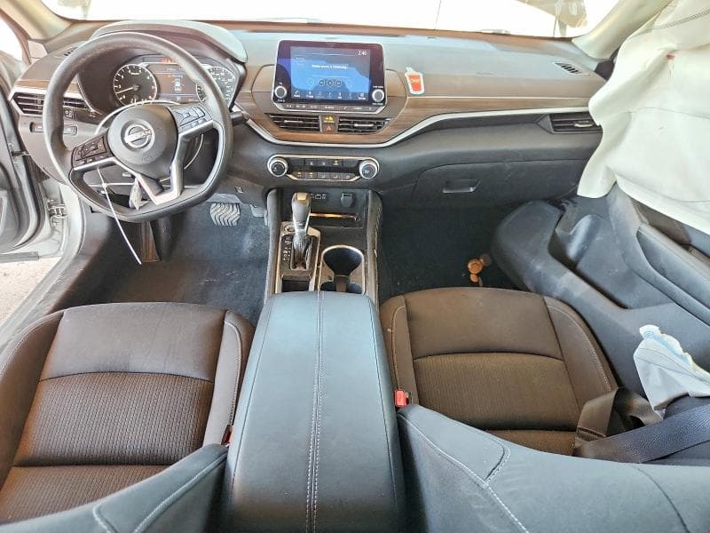 2023 NISSAN ALTIMA SV 8