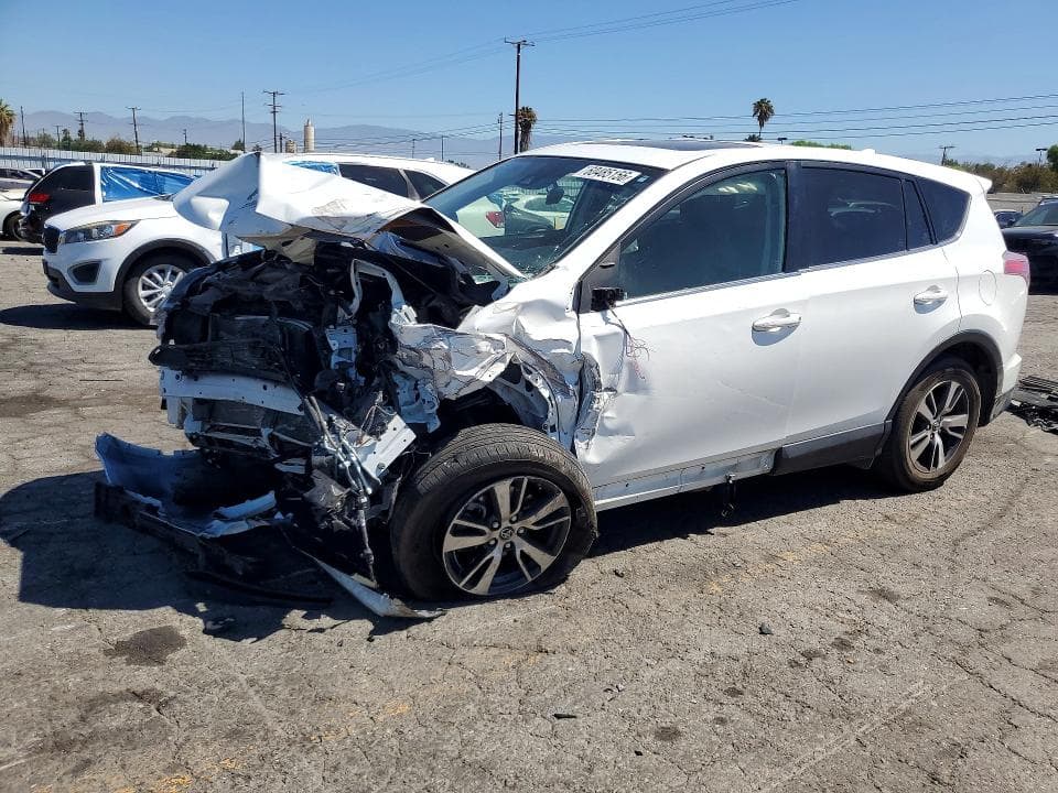2018 TOYOTA RAV4 XLE - 1