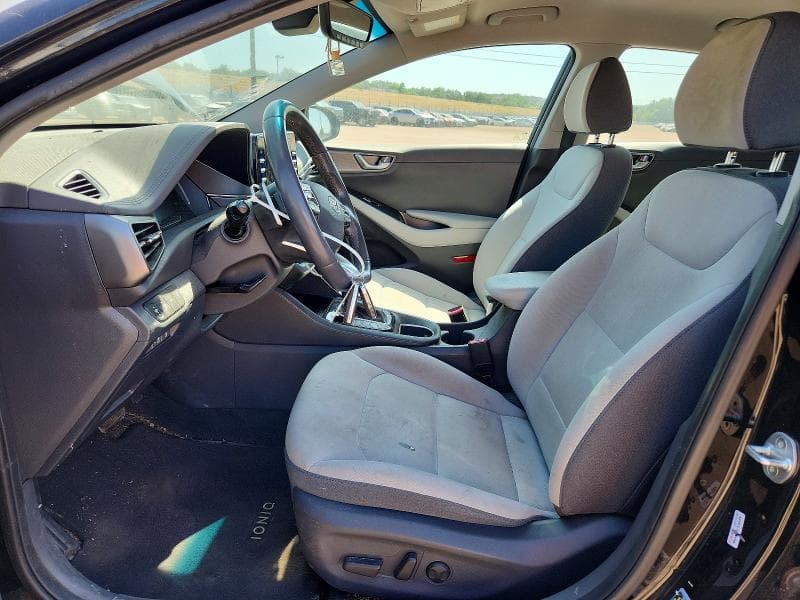 2022 HYUNDAI IONIQ SEL 7