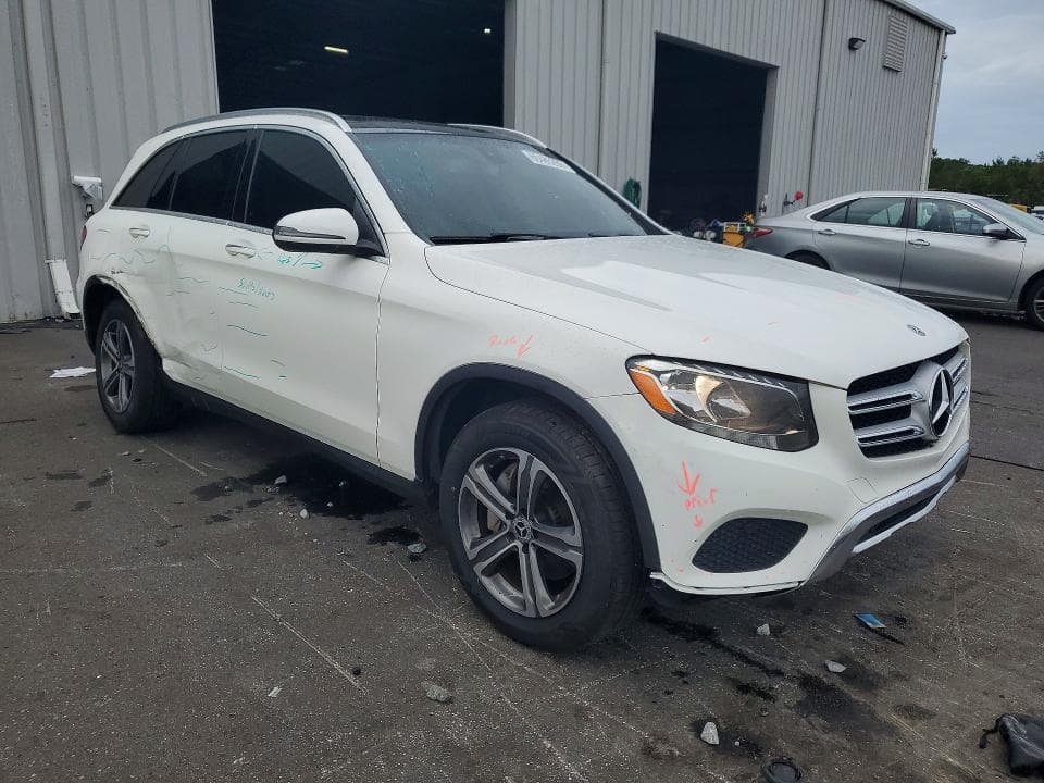 2018 MERCEDES-BENZ GLC 300 300 4