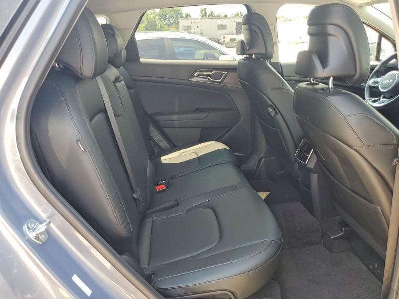 2025 KIA SPORTAGE EX 10