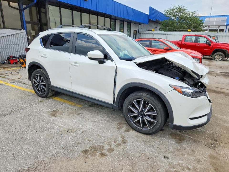 2018 MAZDA CX-5 TOURING 4