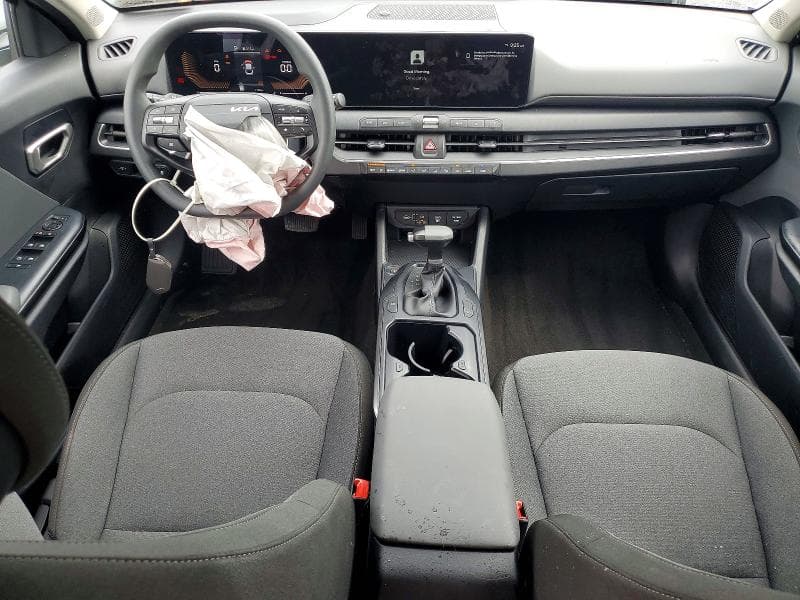 2026 KIA K4 LXS 8