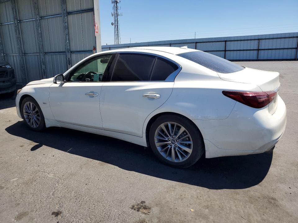 2018 INFINITI Q50 3.0T LUXE 2