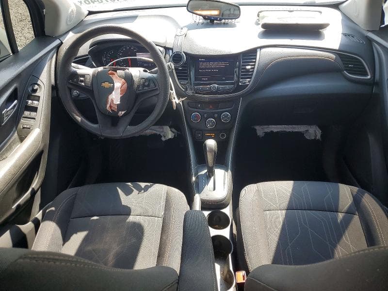 2020 CHEVROLET TRAX 1LT 8