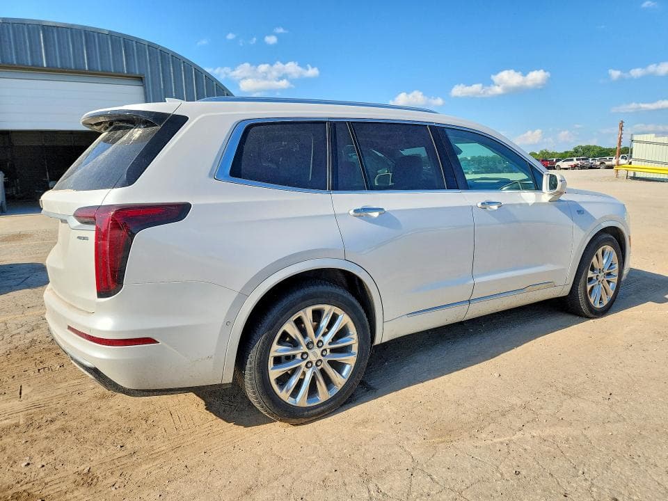 2020 CADILLAC XT6 PREMIUM LUXURY 3