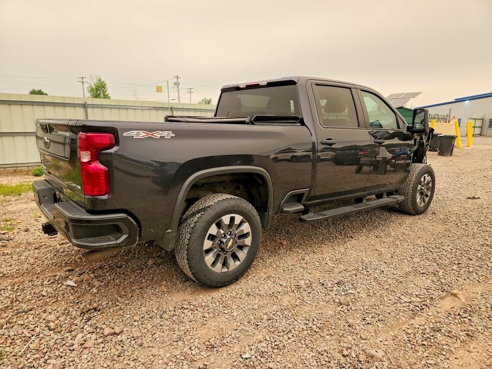 2024 CHEVROLET SILVERADO K2500 CUSTOM 3