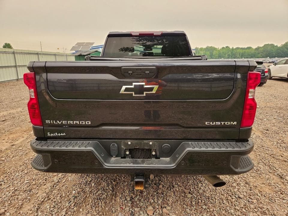 2024 CHEVROLET SILVERADO K2500 CUSTOM 6