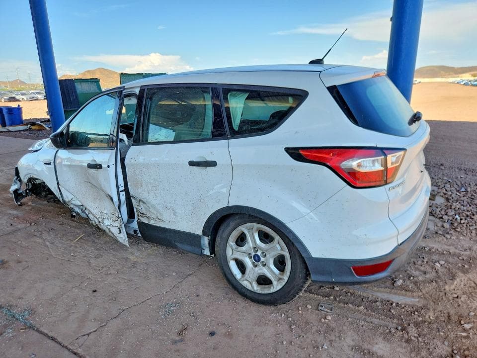 2018 FORD ESCAPE S 2