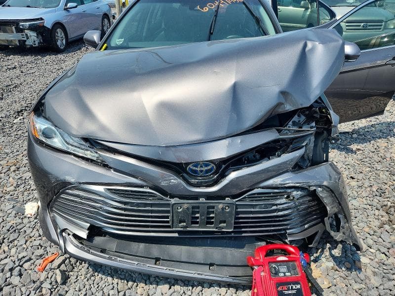 2018 TOYOTA CAMRY HYBRID XLE XLE 11