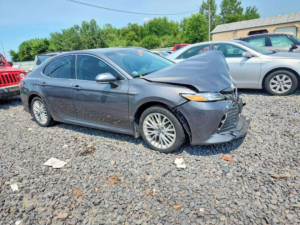 2018 TOYOTA CAMRY HYBRID XLE XLE 4