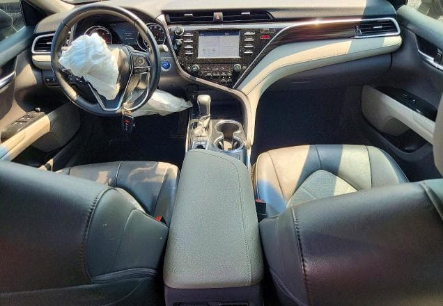 2018 TOYOTA CAMRY HYBRID XLE XLE 8