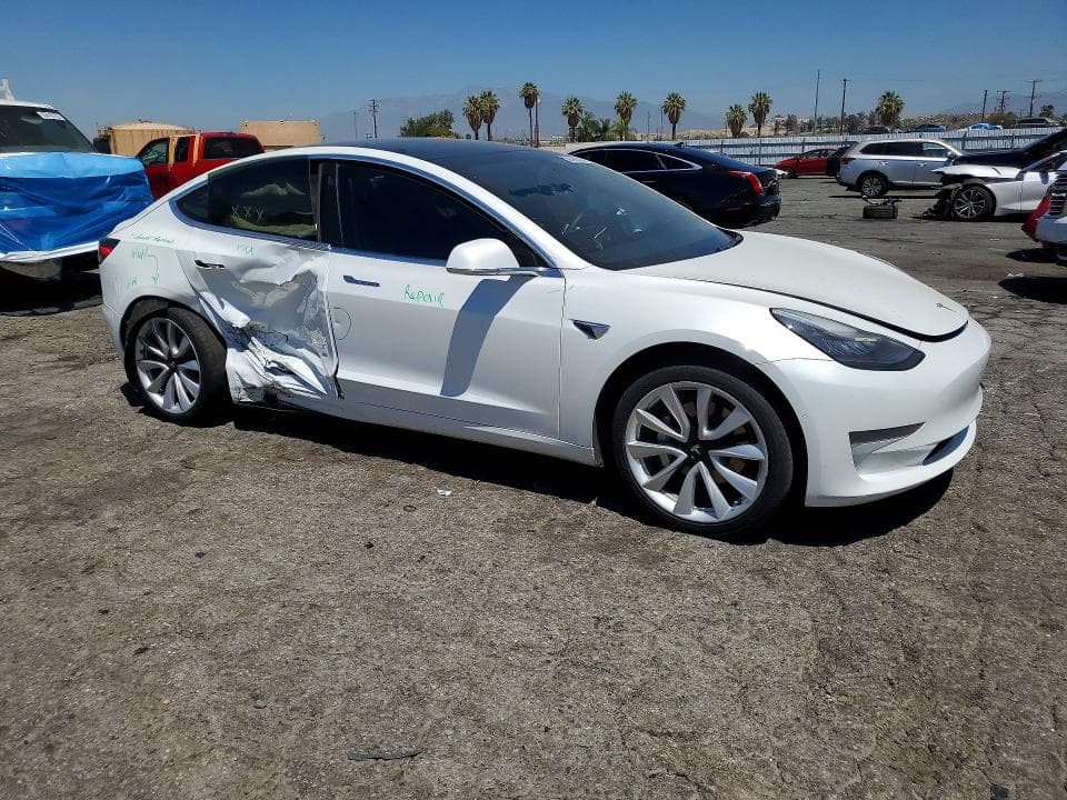2019 TESLA MODEL 3 4