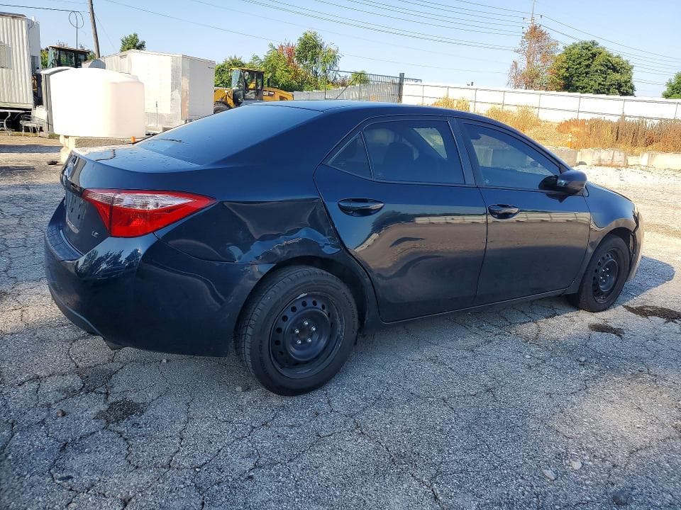 2017 TOYOTA COROLLA LE 3