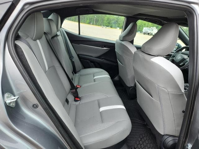 2025 TOYOTA CAMRY SE SE 10