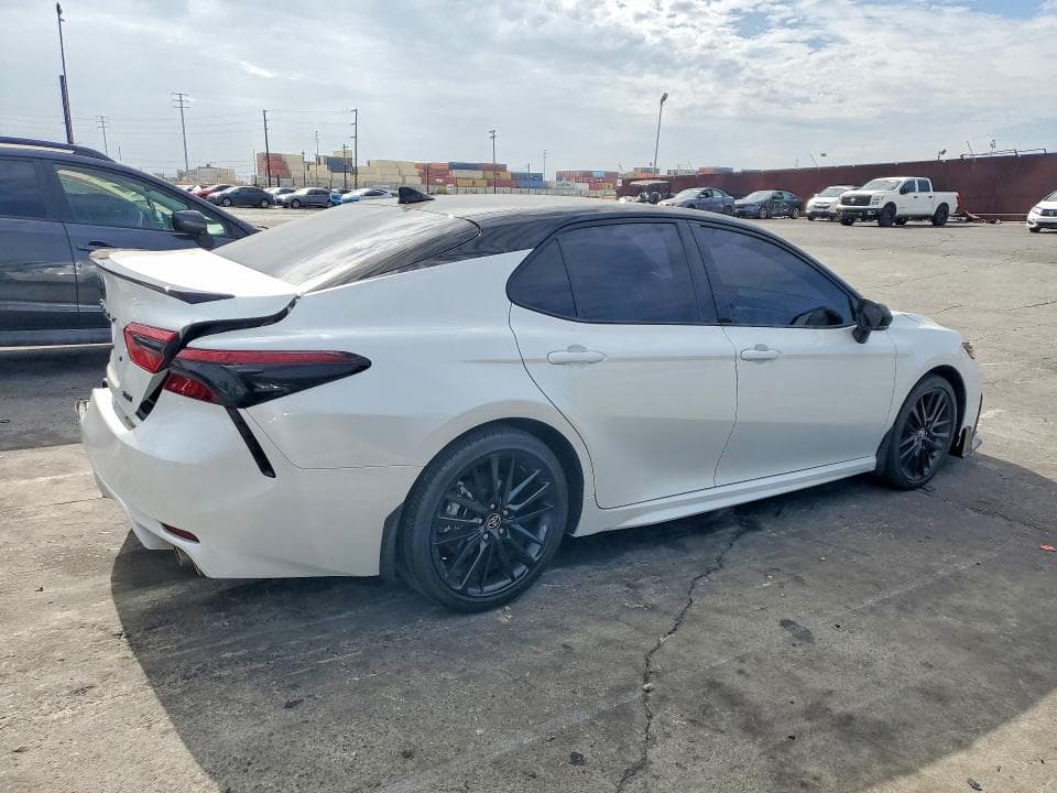 2024 TOYOTA CAMRY XSE 3
