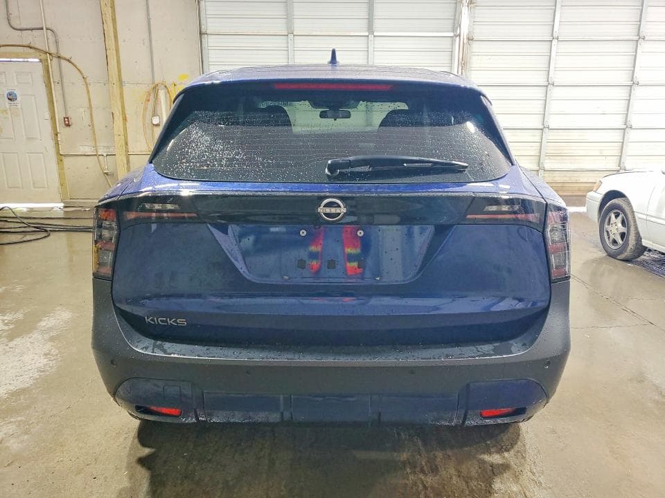 2025 NISSAN KICKS S 6