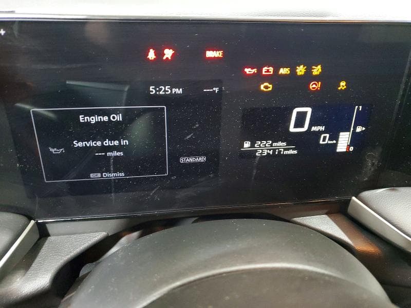 2025 NISSAN KICKS S 9
