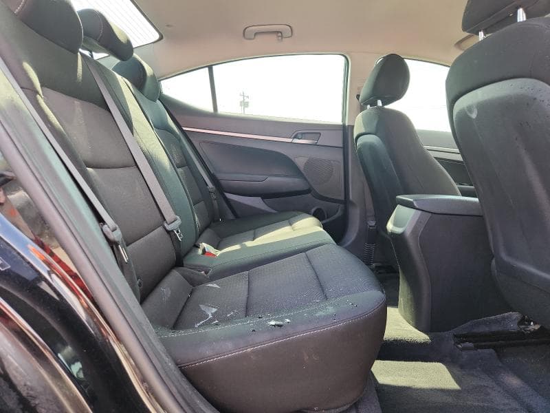 2018 HYUNDAI ELANTRA SE 10