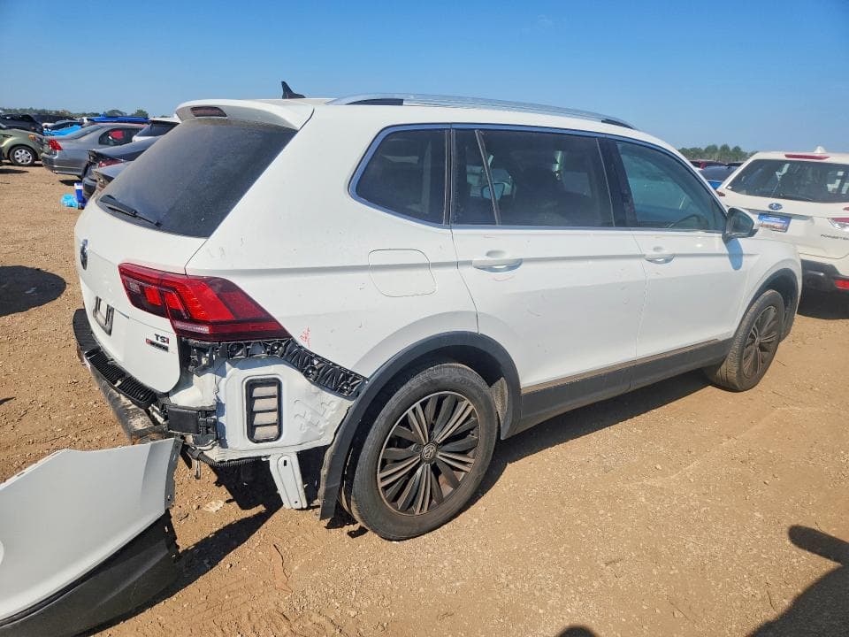 2018 VOLKSWAGEN TIGUAN SE/SEL 3