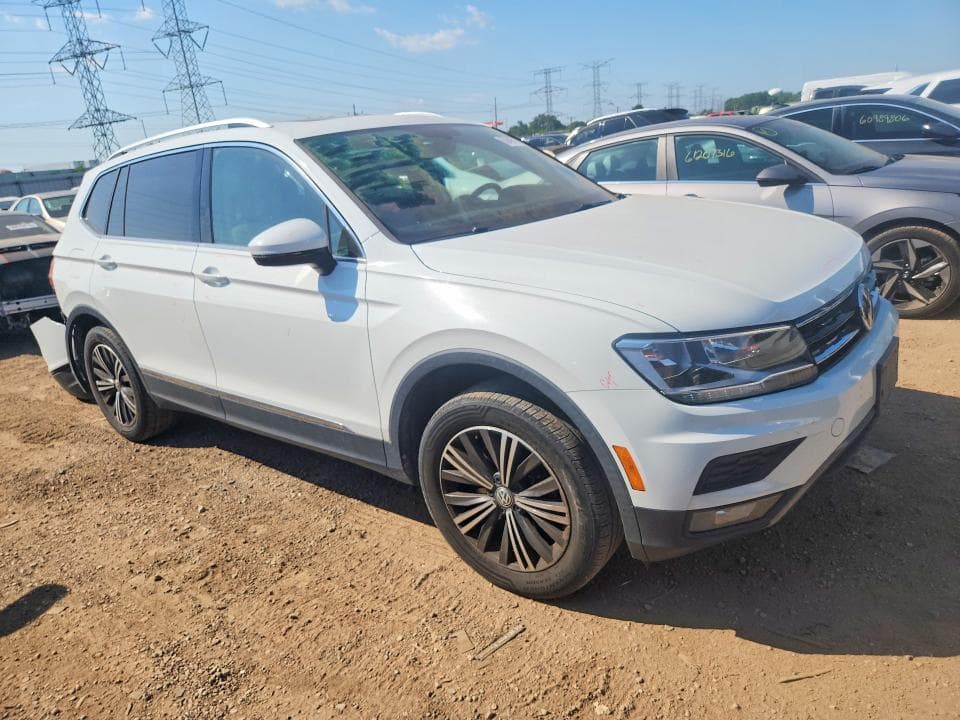 2018 VOLKSWAGEN TIGUAN SE/SEL 4