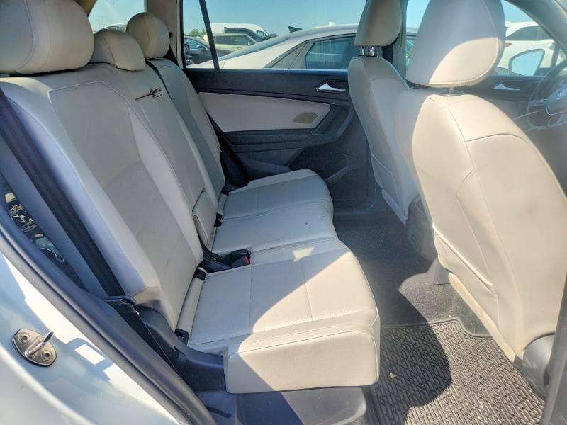 2018 VOLKSWAGEN TIGUAN SE/SEL 10