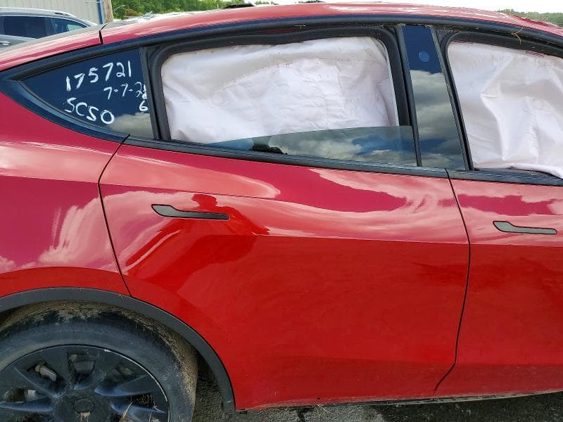 2023 TESLA MODEL Y 10
