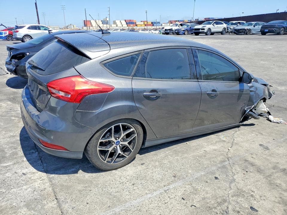 2018 FORD FOCUS SEL 3