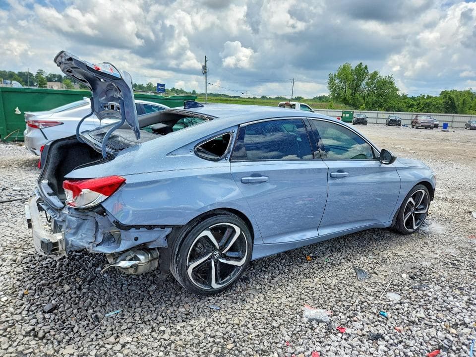 2022 HONDA ACCORD SPORT SE 3