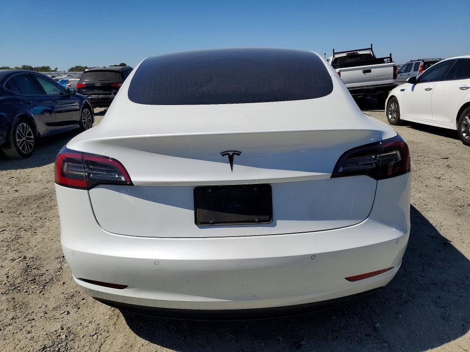 2020 TESLA MODEL 3 6