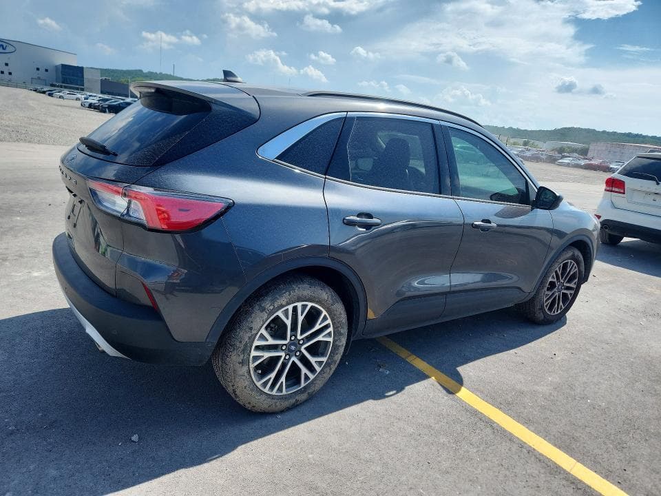 2020 FORD ESCAPE SEL 3