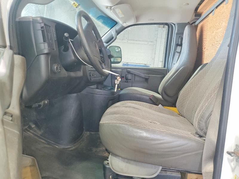 2017 GMC SAVANA G2500 7