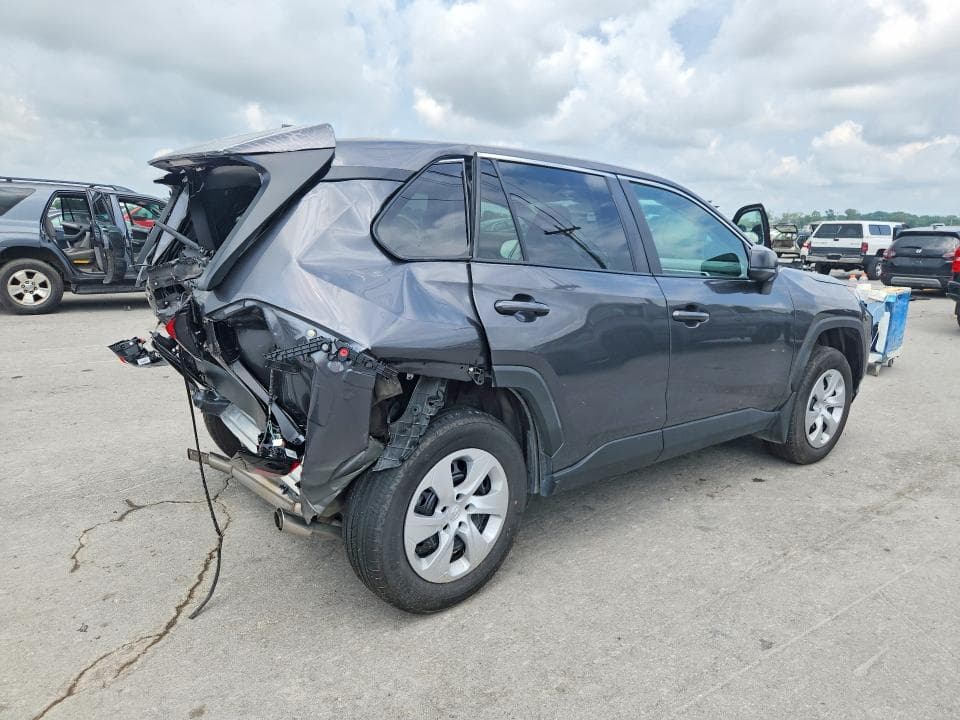 2024 TOYOTA RAV4 LE 3