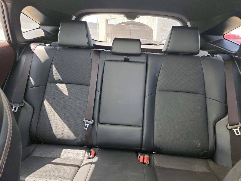 2022 TOYOTA VENZA LE 10