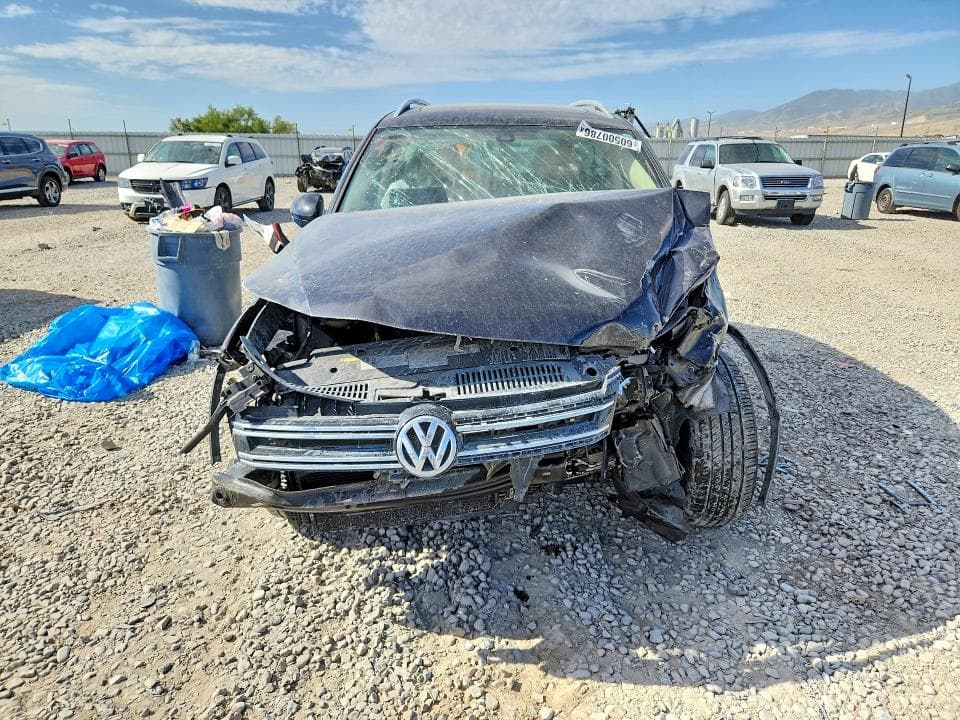 2017 VOLKSWAGEN TIGUAN WOLFSBURG 5