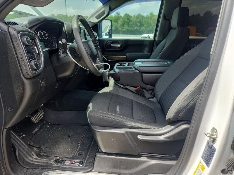 2022 CHEVROLET SILVERADO C3500 LT 7