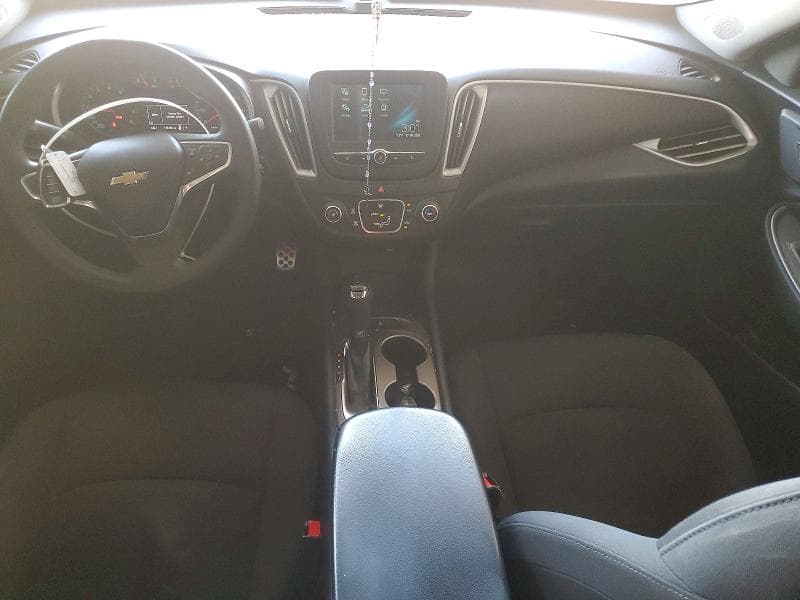 2017 CHEVROLET MALIBU LS 8