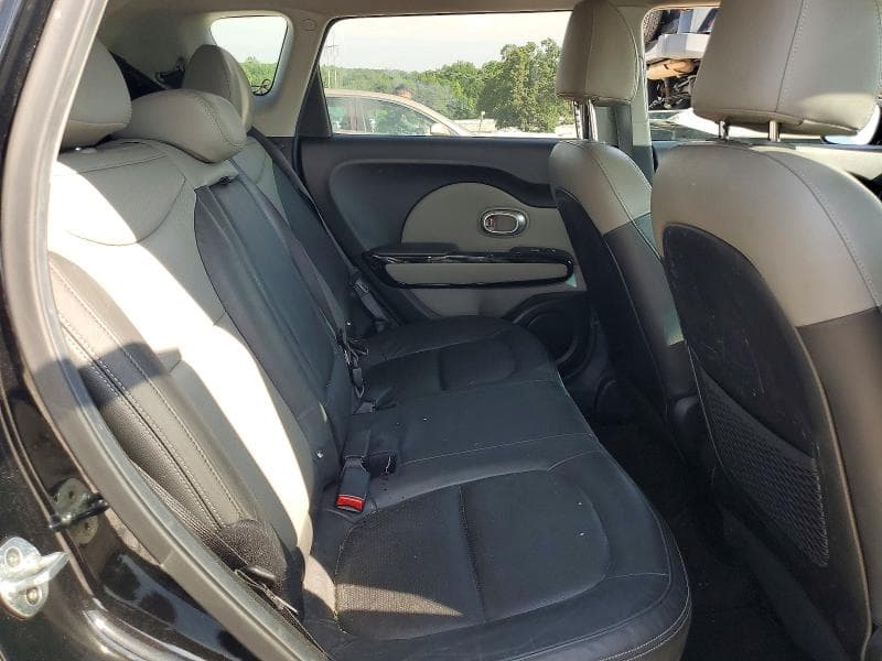 2017 KIA SOUL + 10