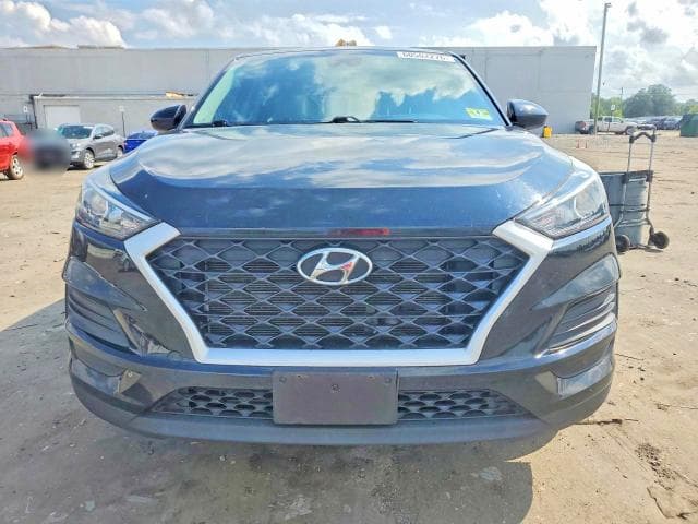 2021 HYUNDAI TUCSON SE 5