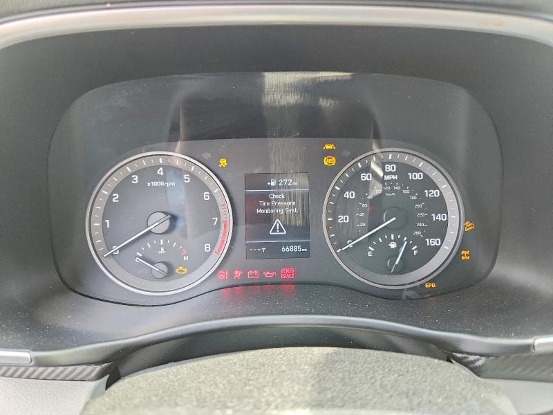 2021 HYUNDAI TUCSON SE 9