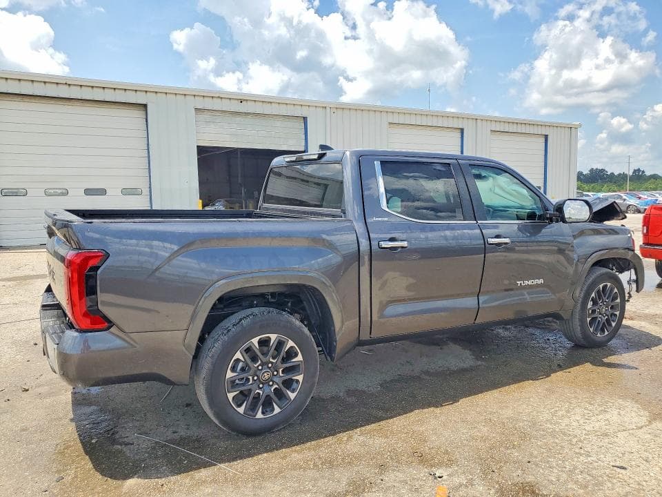 2026 TOYOTA TUNDRA CREWMAX LIMITED 3