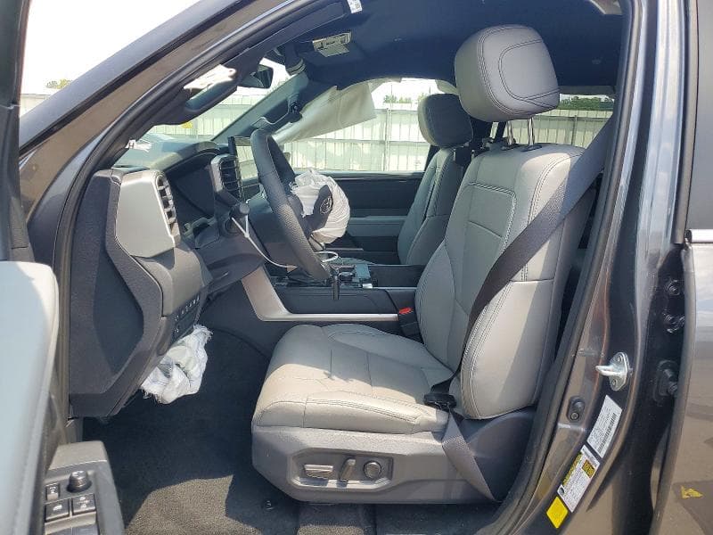 2026 TOYOTA TUNDRA CREWMAX LIMITED 7