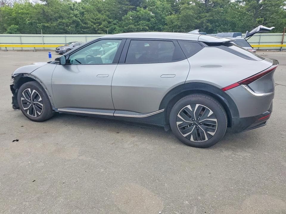 2023 KIA EV6 WIND 2