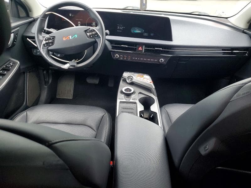 2023 KIA EV6 WIND 8