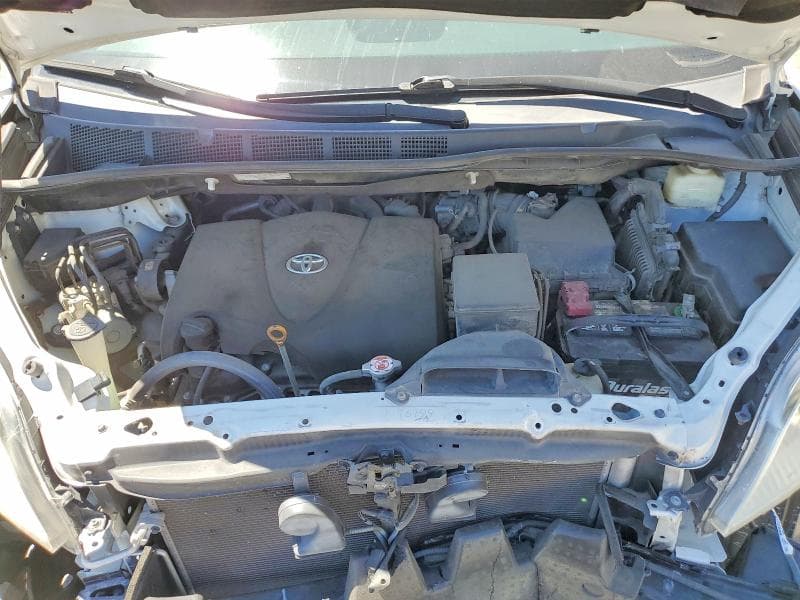 2017 TOYOTA SIENNA XLE 8-PASSENGER XLE 8-PASSENGER 12