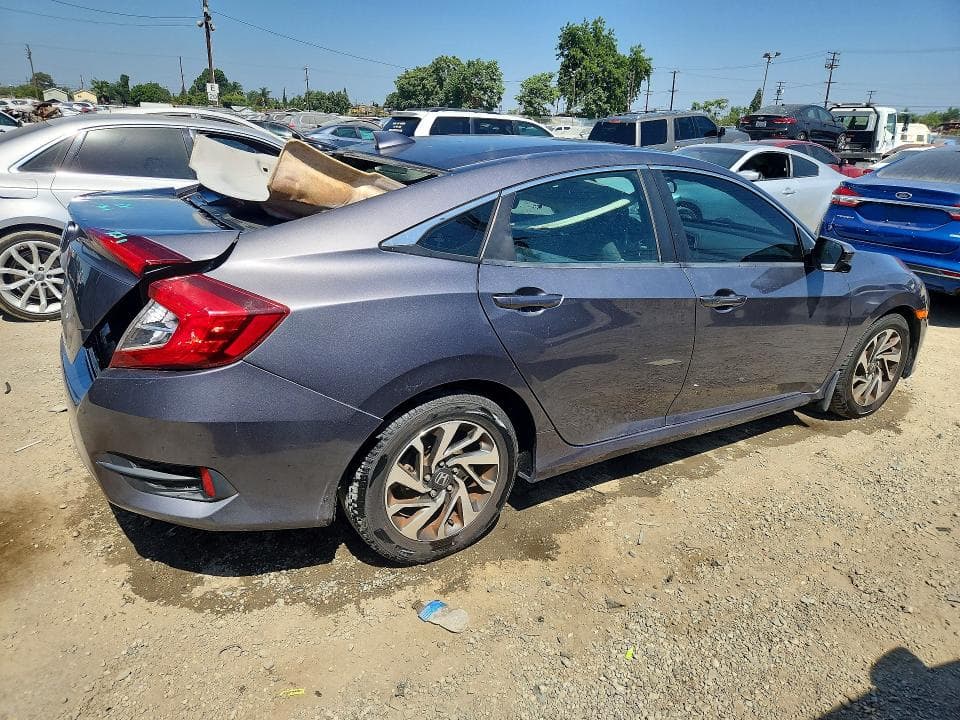 2017 HONDA CIVIC EX 3