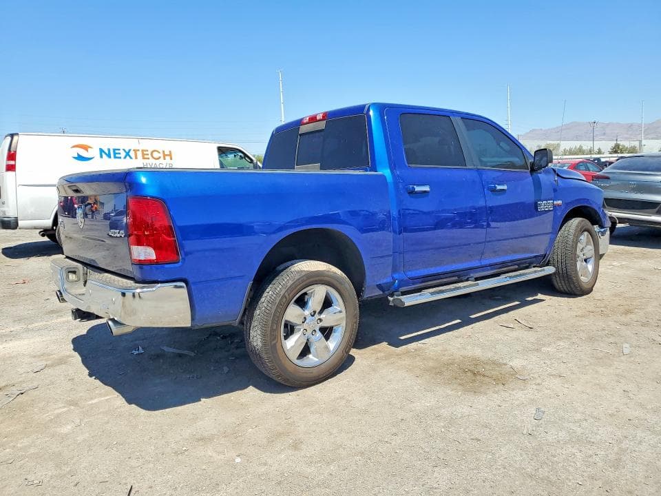 2017 RAM 1500 SLT 3